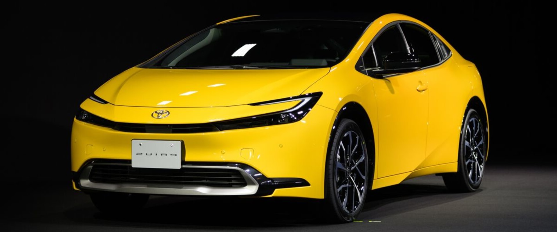 What is the Difference Between a Plug-In Hybrid and an All-Electric Car?
