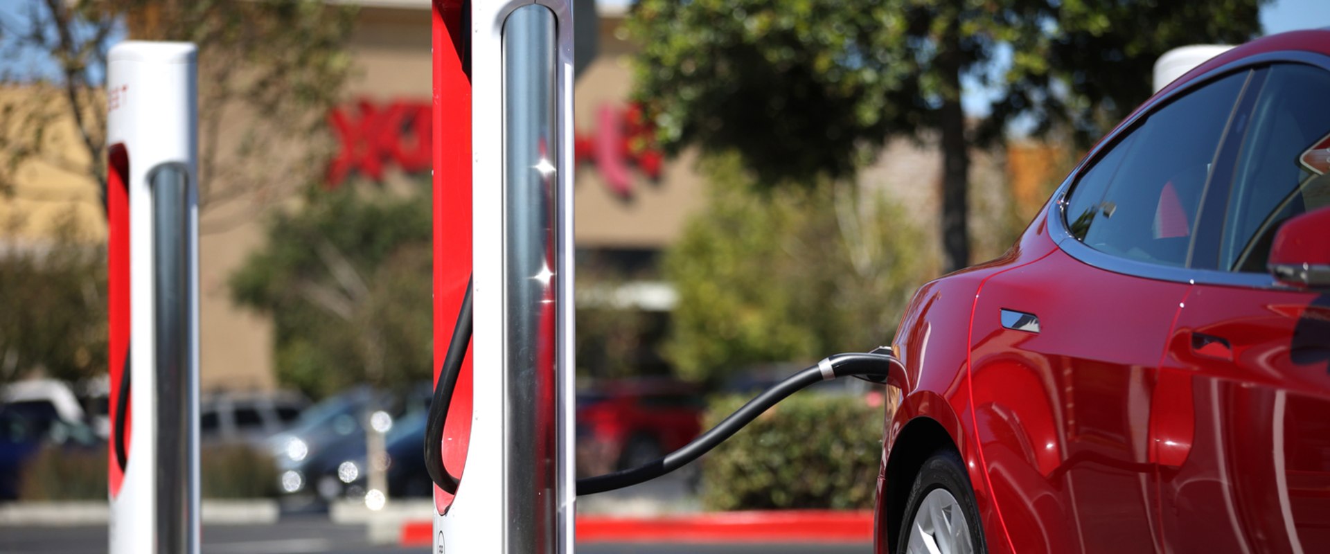 Charging Your Electric Car: Do You Need a Special Charger or Can You Use a Regular Wall Outlet?