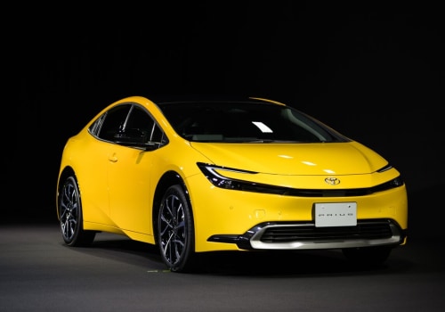 What is the Difference Between a Plug-In Hybrid and an All-Electric Car?